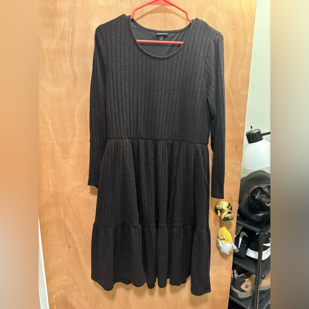 Torrid Black Tiered Sweater Dress with Pockets, size 1, NEVER WORN